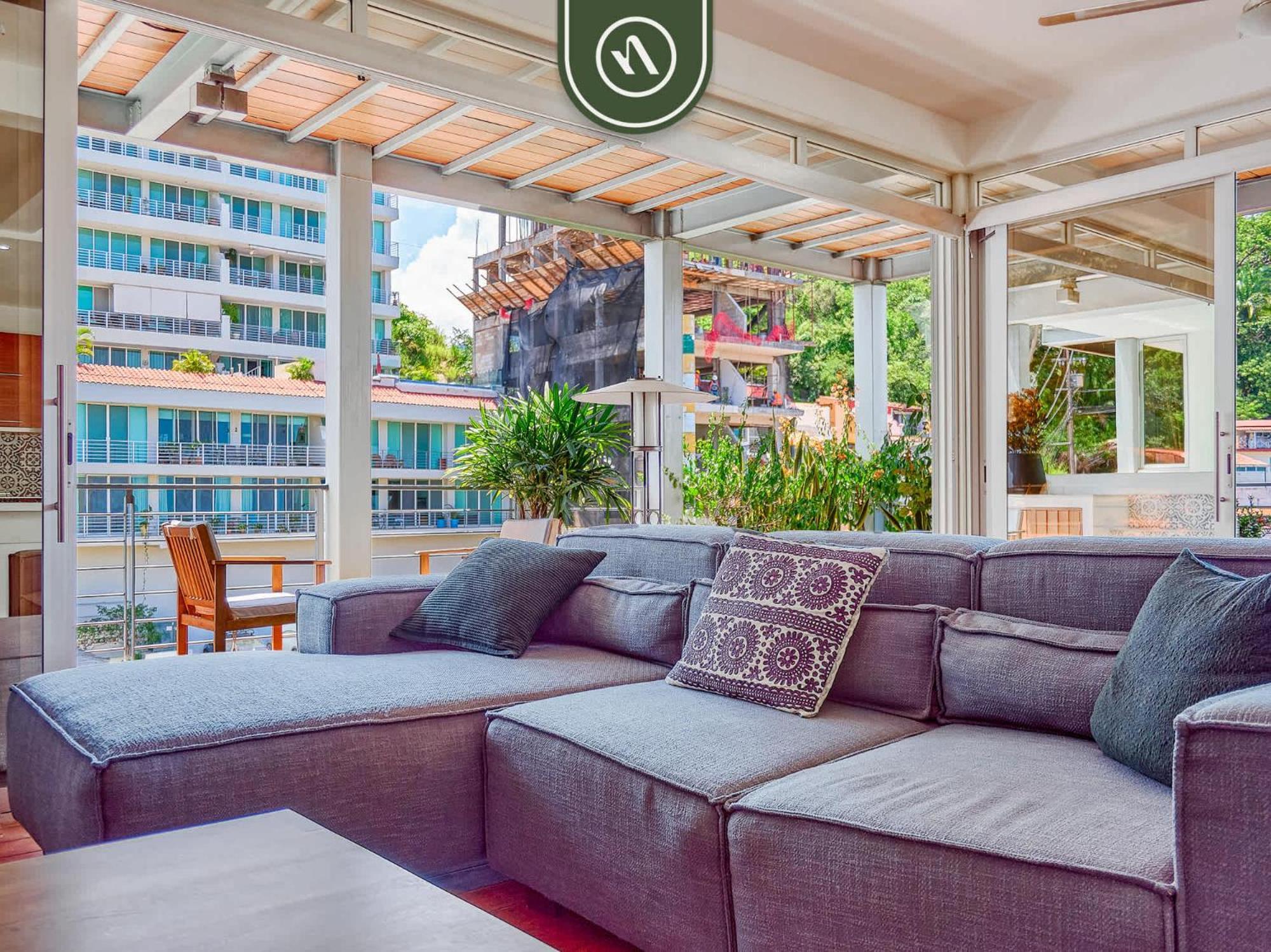 Ecofriendly 2br - Private Jacuzzi - Rooftop Apartment *
