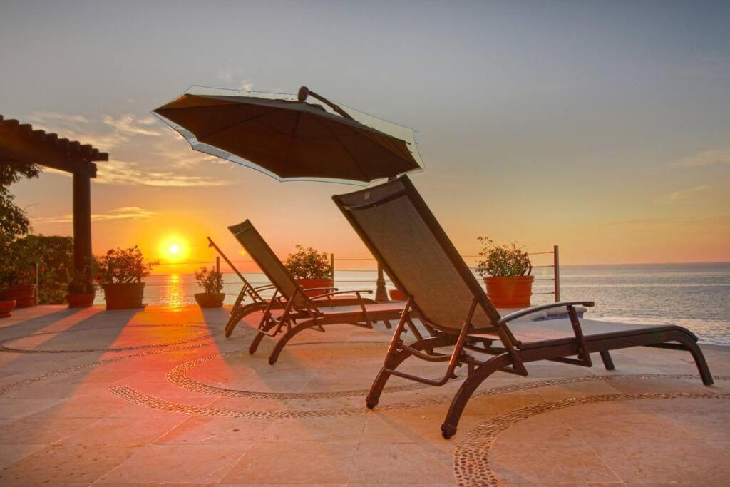 Apartment Two-story Beachfront Oasis Puerto Vallarta