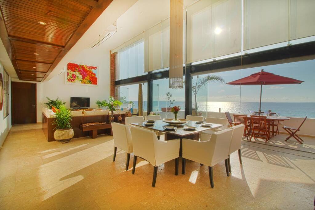 Two-story Beachfront Oasis Apartment