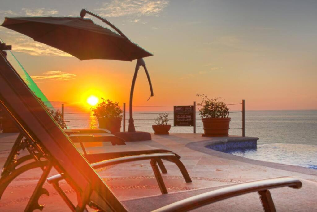 Apartment Two-story Beachfront Oasis Puerto Vallarta