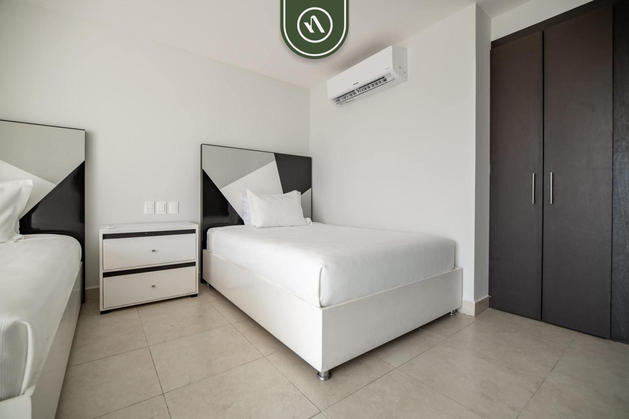Oceanfront 4 Bedroom With Private Pool - Apartment Puerto Vallarta
