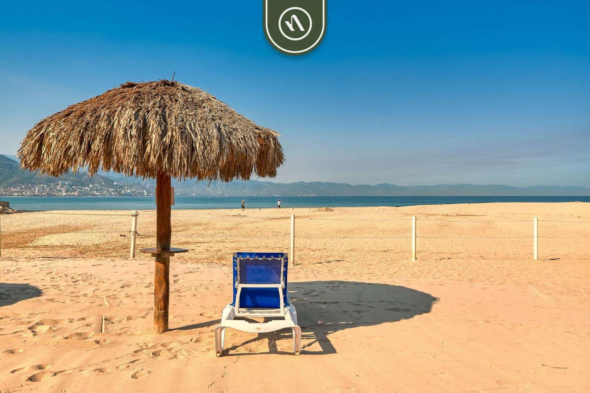 Oceanfront 4 Bedroom With Private Pool - Puerto Vallarta