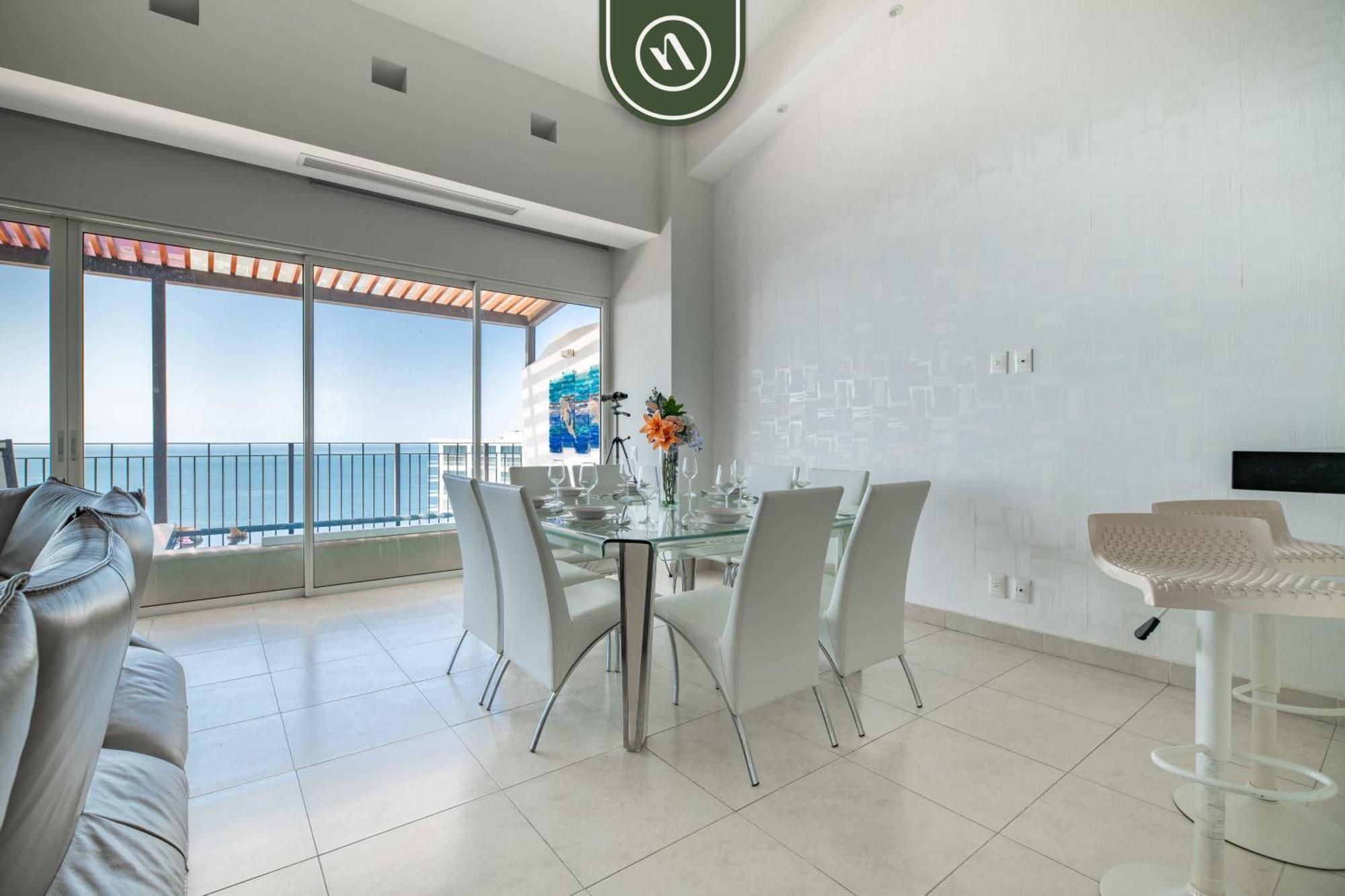 Apartment Oceanfront 4 Bedroom With Private Pool - *