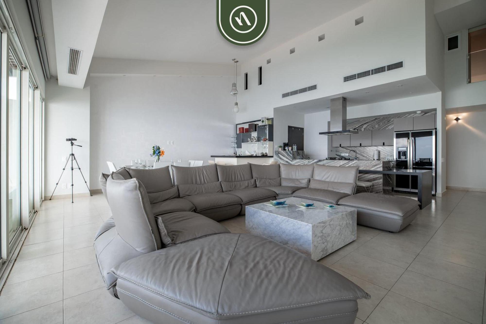 Oceanfront 4 Bedroom With Private Pool - Puerto Vallarta
