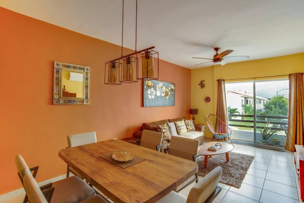 2 Bedroom With Pool Only 15 Min To Marina &