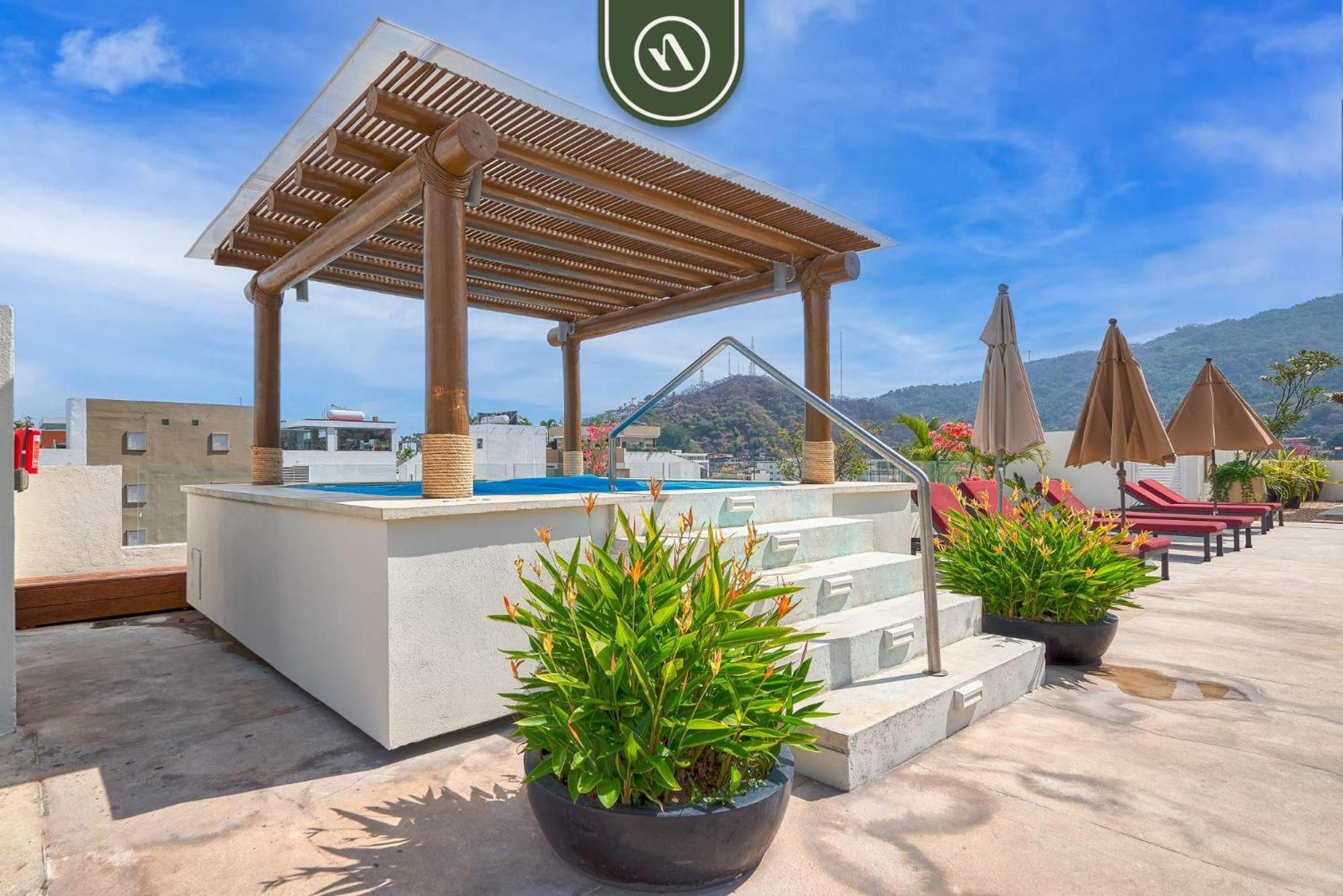 In Romantic Zone - Rooftop Pool - King Bed Apartment *