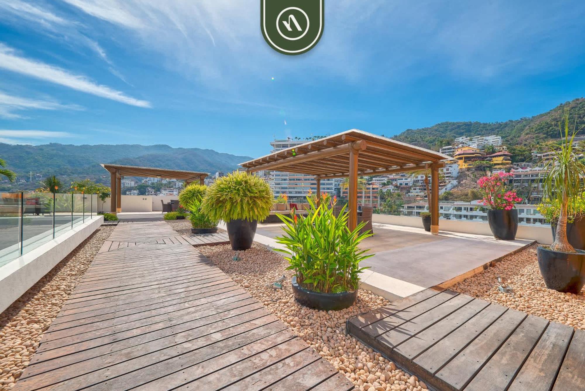 In Romantic Zone - Rooftop Pool - King Bed * Puerto Vallarta
