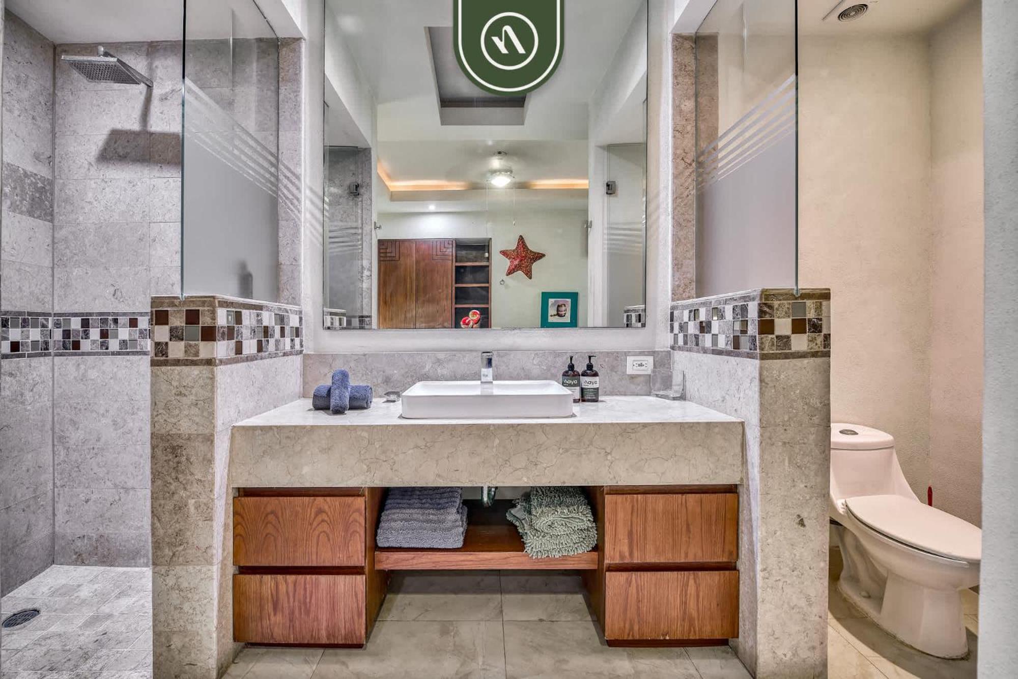 Apartment In Romantic Zone - Rooftop Pool - King Bed *