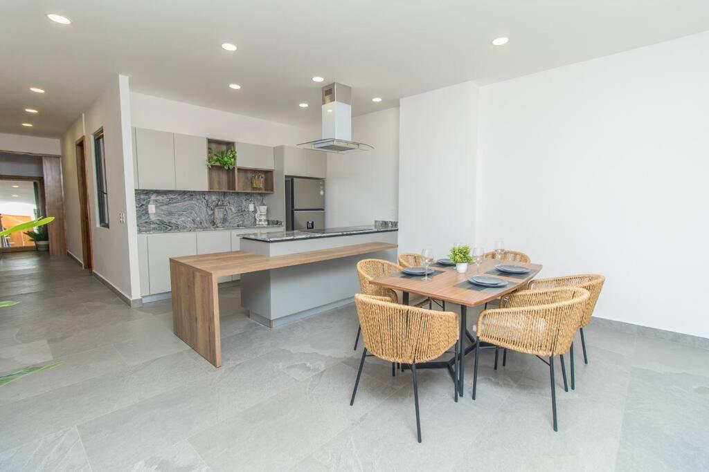 Apartment Stylish With Rooftop Pool & Modern Amenities *