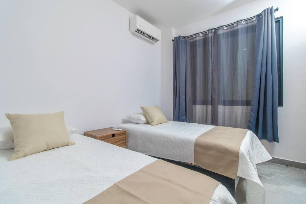 Stylish With Rooftop Pool & Modern Amenities *