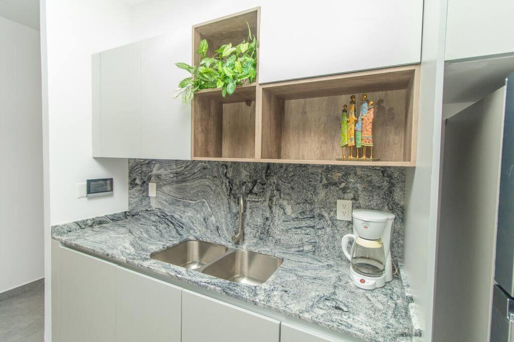 Apartment Stylish With Rooftop Pool & Modern Amenities Puerto Vallarta