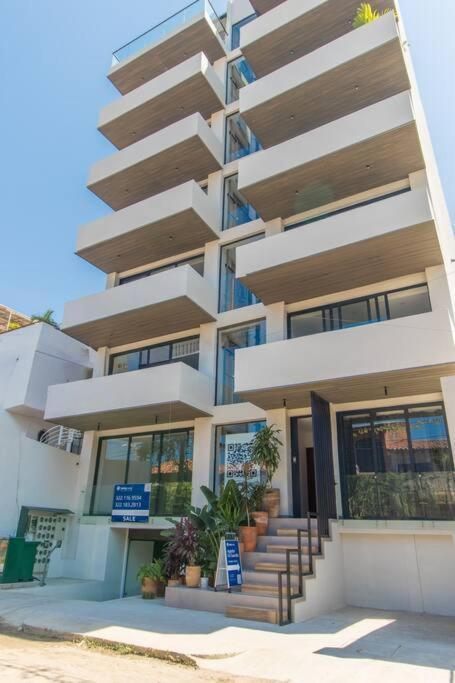 Stylish With Rooftop Pool & Modern Amenities Puerto Vallarta