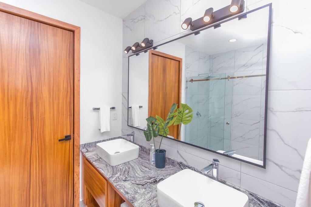 Apartment Stylish With Rooftop Pool & Modern Amenities Puerto Vallarta