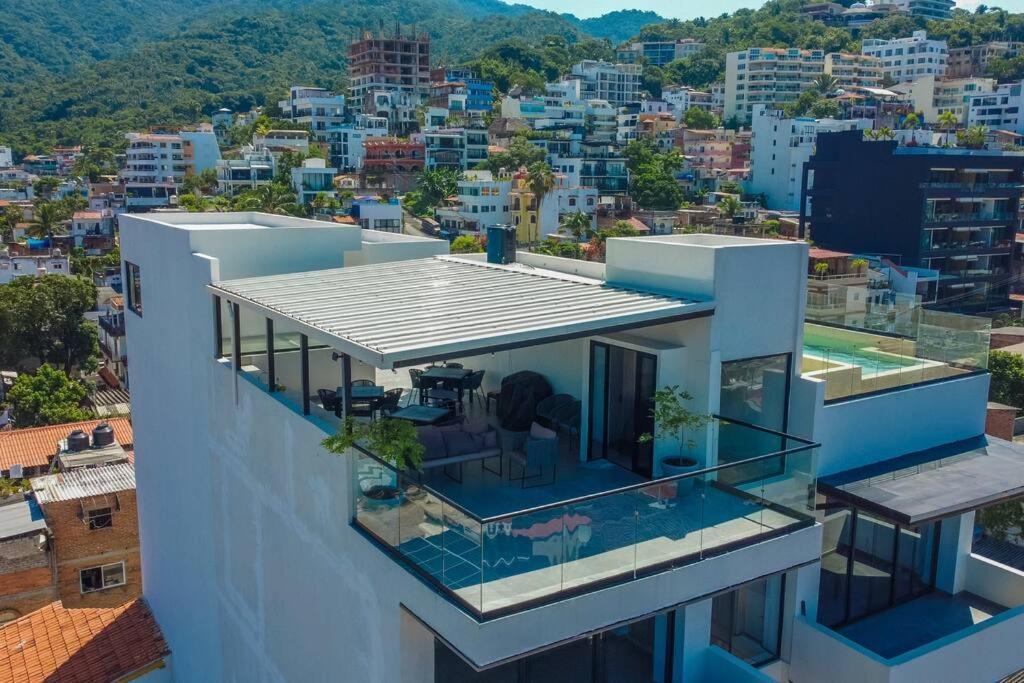 Stylish With Rooftop Pool & Modern Amenities Puerto Vallarta