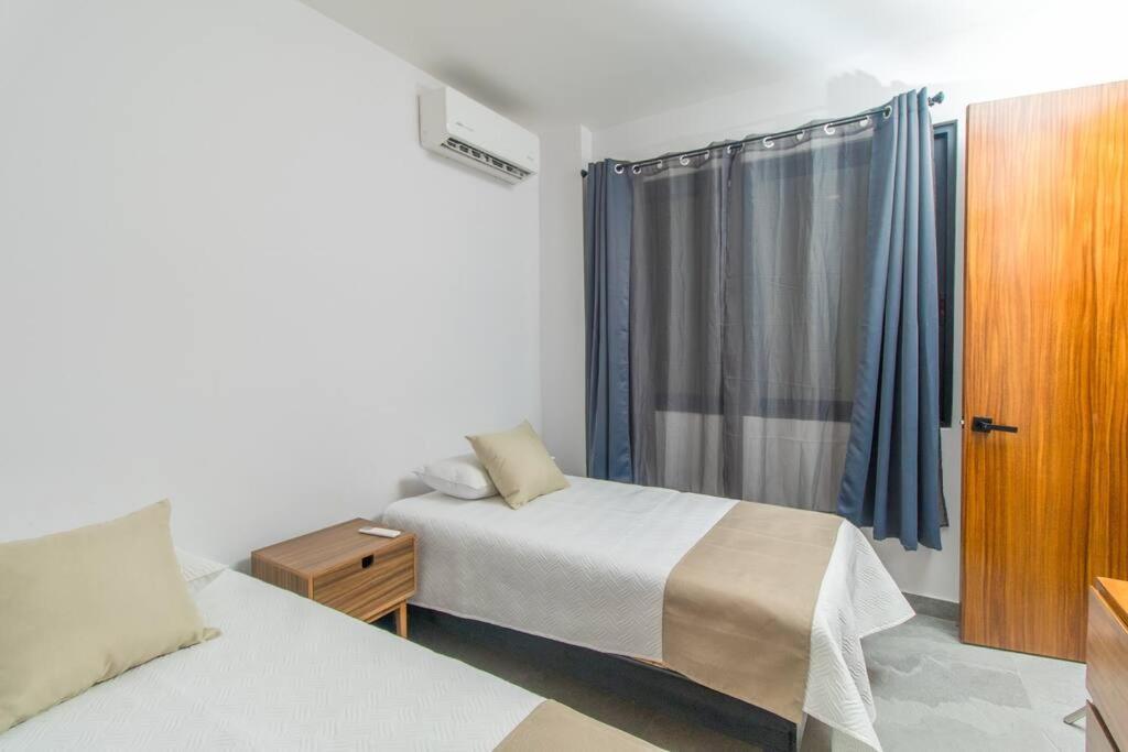 Stylish With Rooftop Pool & Modern Amenities Apartment