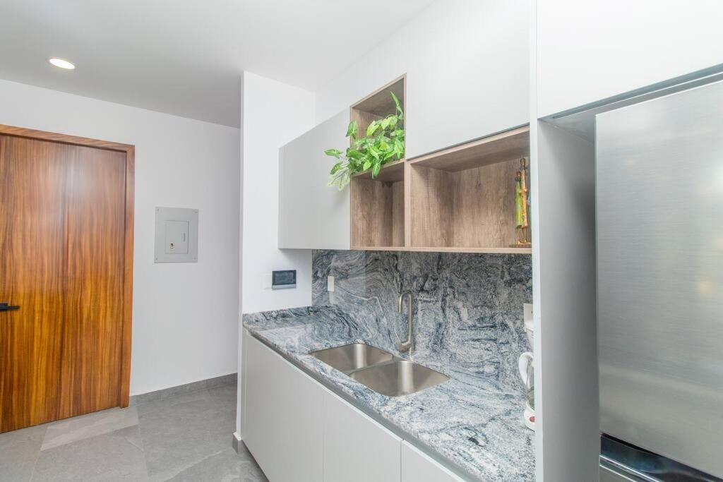 Apartment Stylish With Rooftop Pool & Modern Amenities Puerto Vallarta