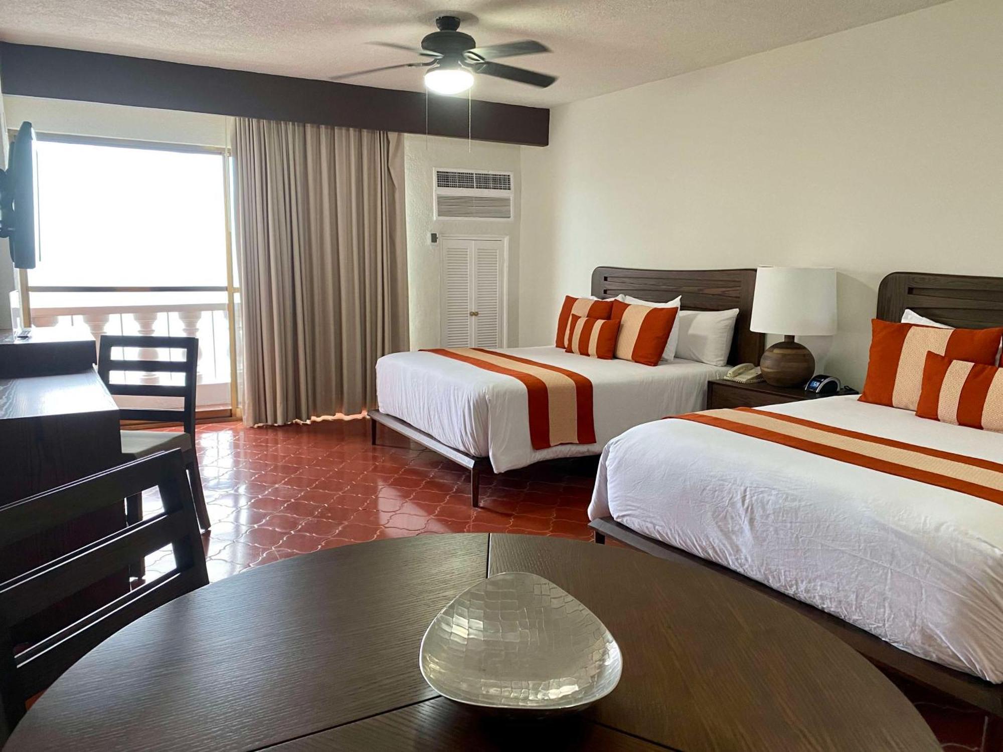 Costa Sur Resort, Classico Collection By Sonesta Hotel Puerto Vallarta