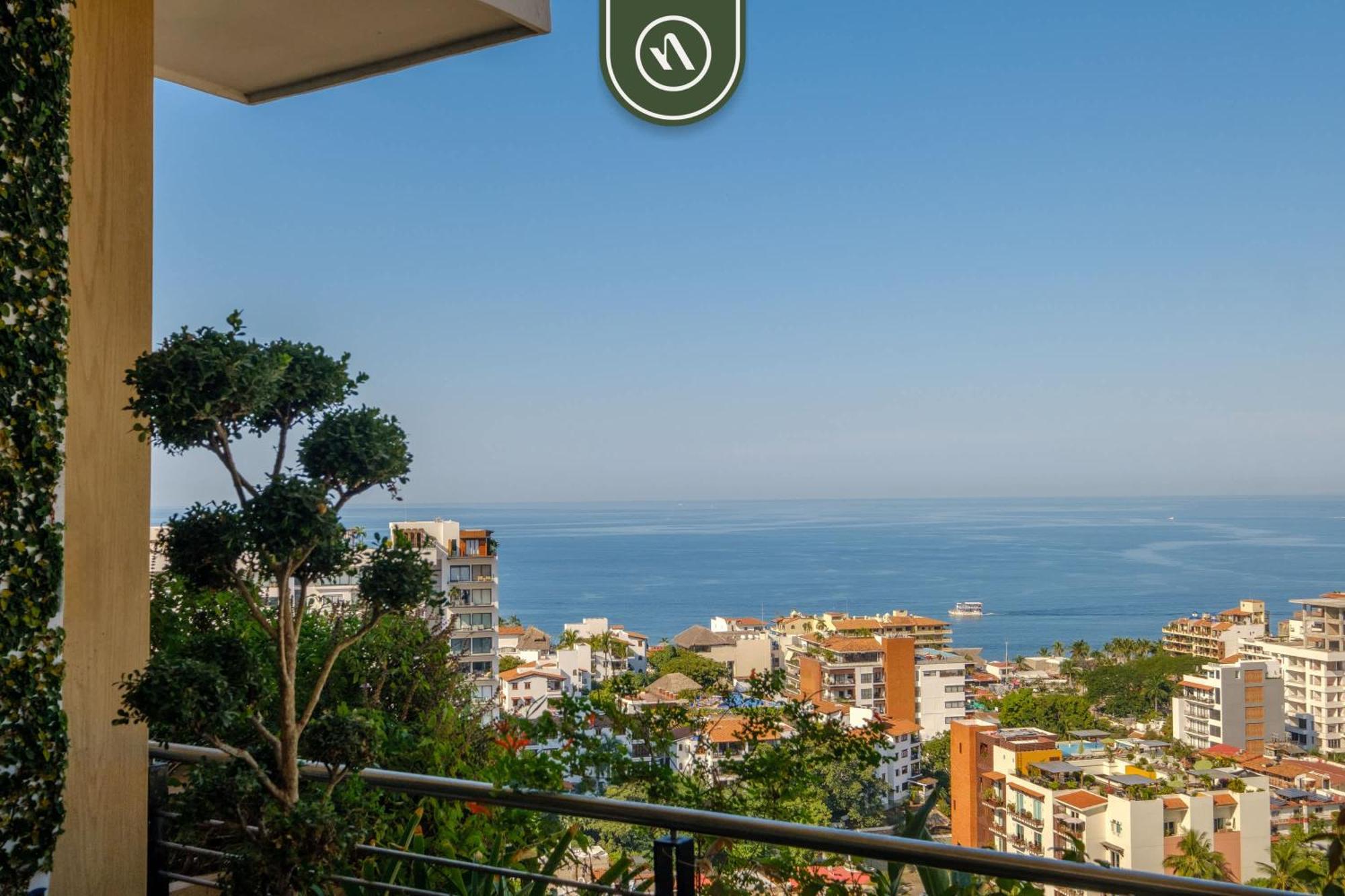With Balcony - Rooftop Pool With Ocean View * Puerto Vallarta