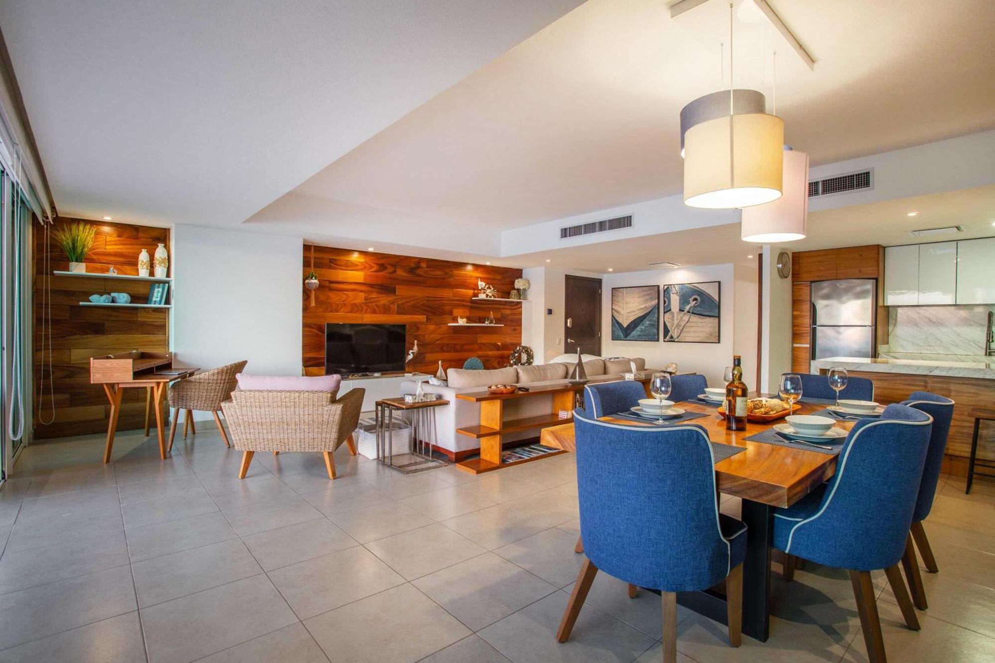 Luxurious, Beachfront 2bed/2 Bath With Designer Finishes Holiday home Puerto Vallarta