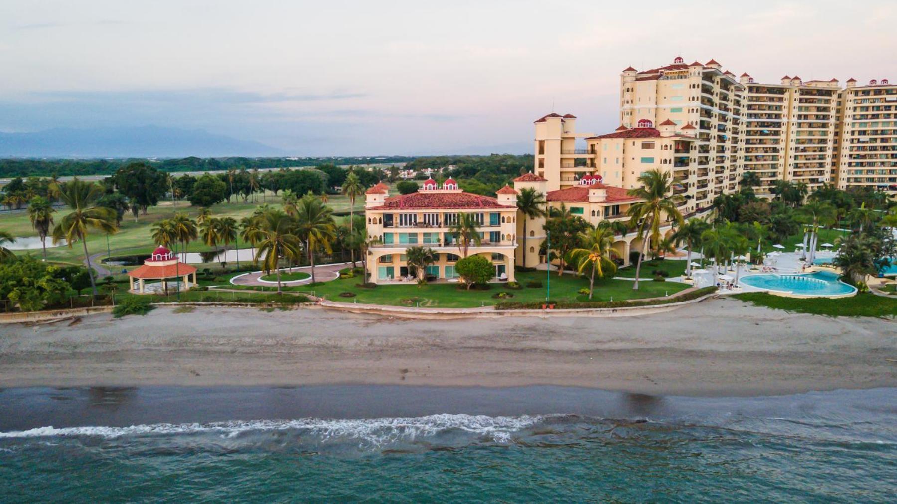 Villa Seafront -