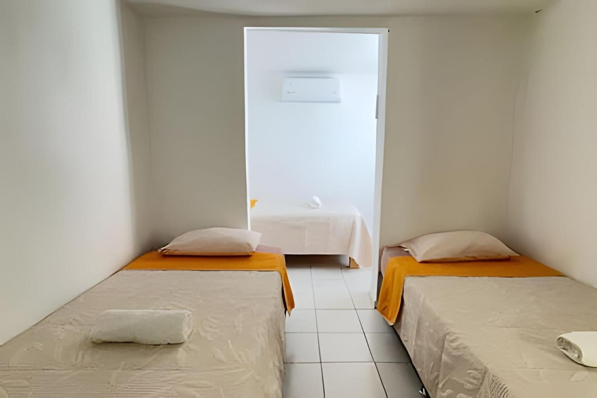 Casa Cozy, 2 Bedroom, 4 Bed, 2 Baths With Parking Holiday home