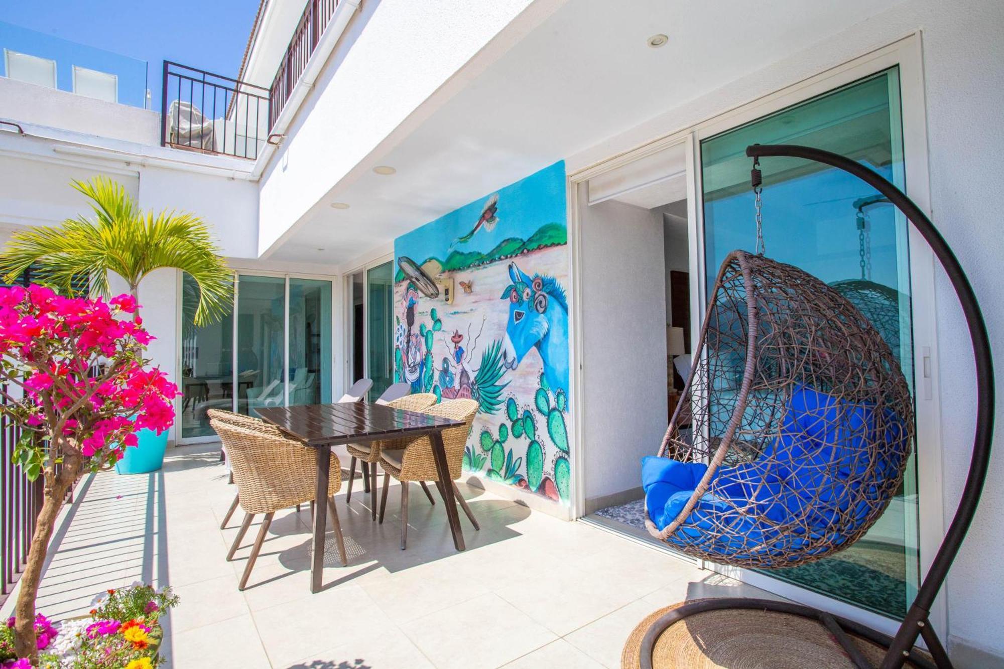 Holiday home Ogovallarta, 2 Bedroom Beachfront With Double Balcony, Office, Bbq