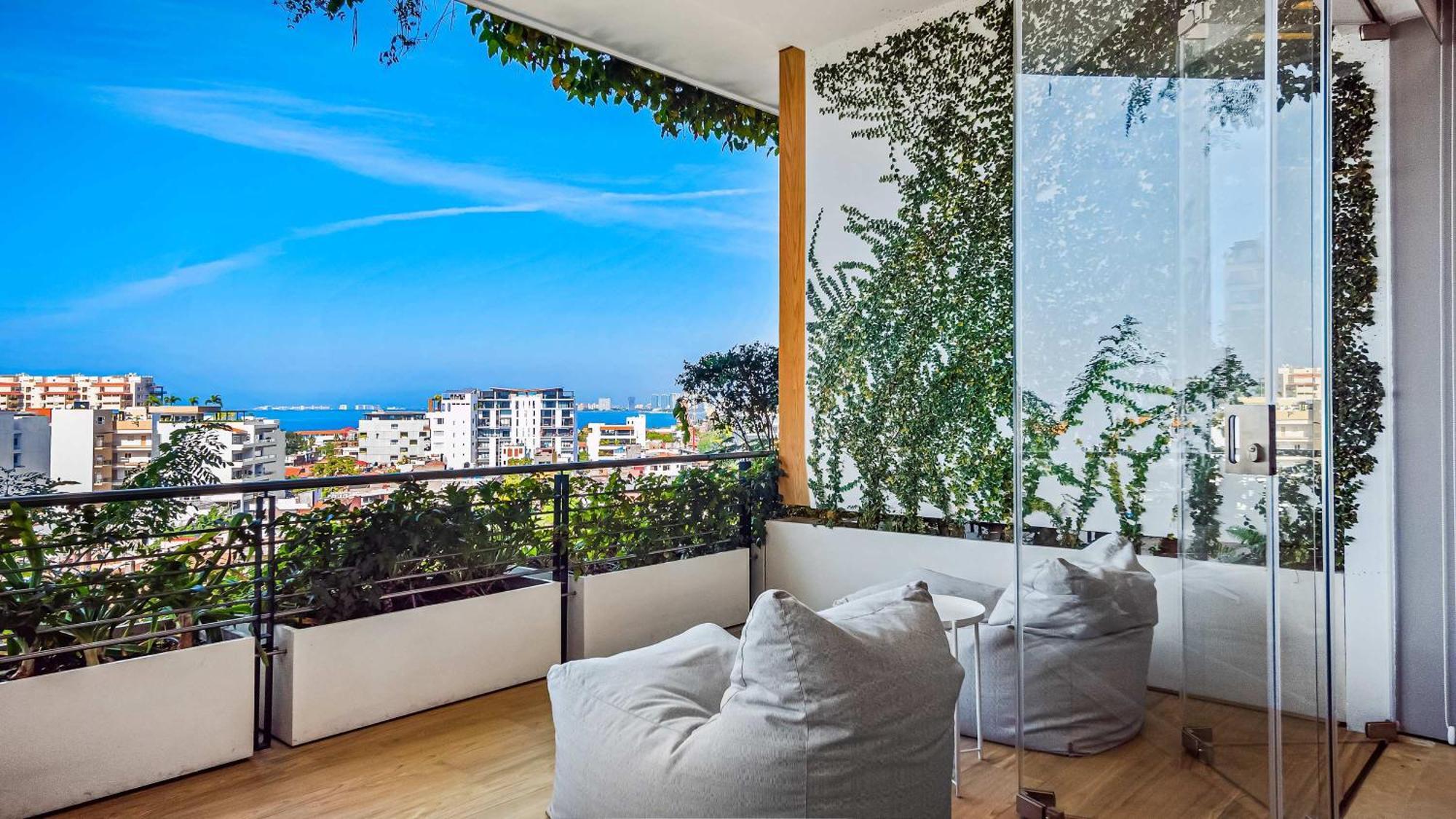 Soho Pv - 106 Luxe Getaway In Pv