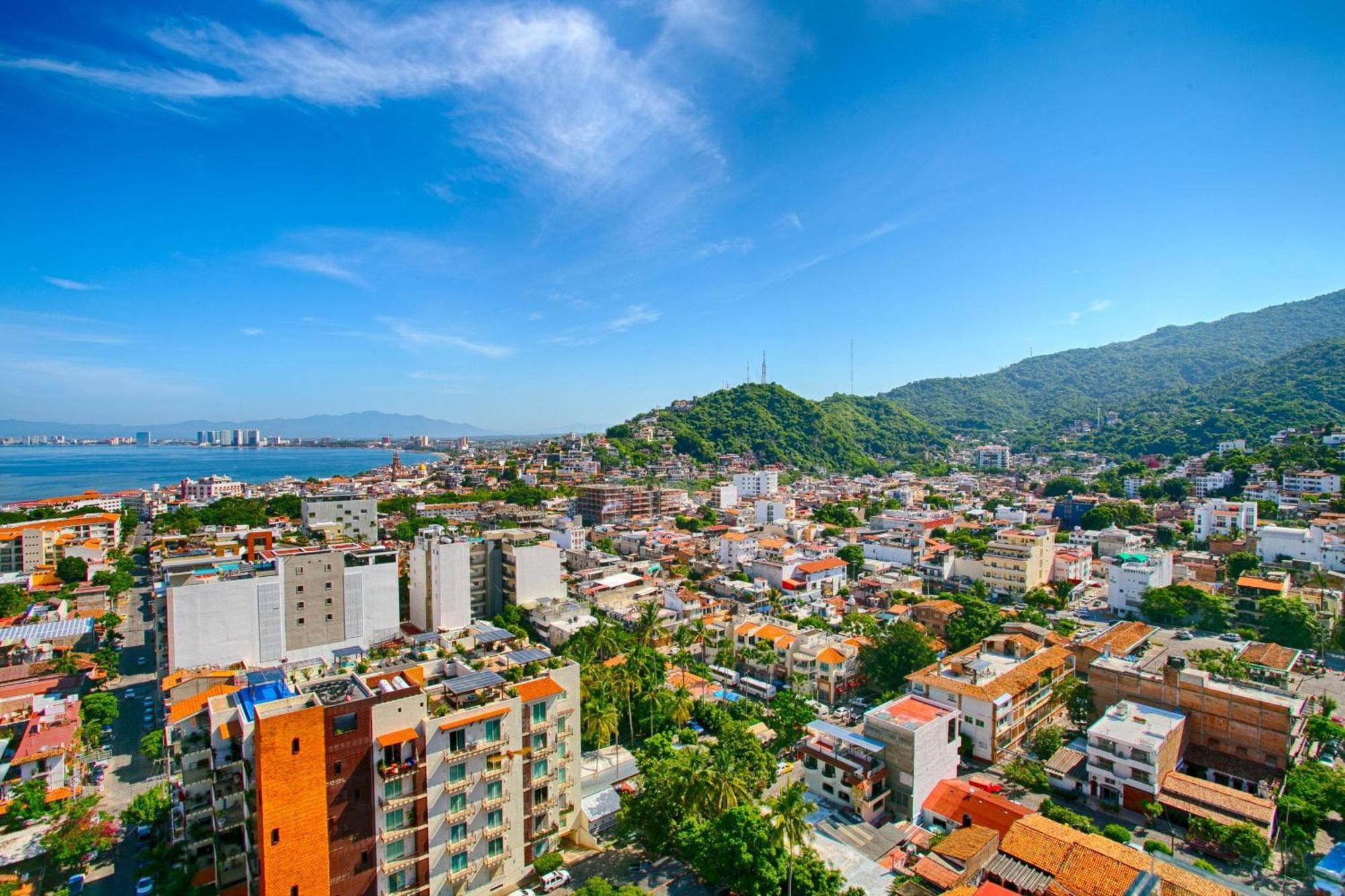 Hgtv Funky Loft-style Condo, Mtn Views, Pool, Gym Сasa de vacaciones
