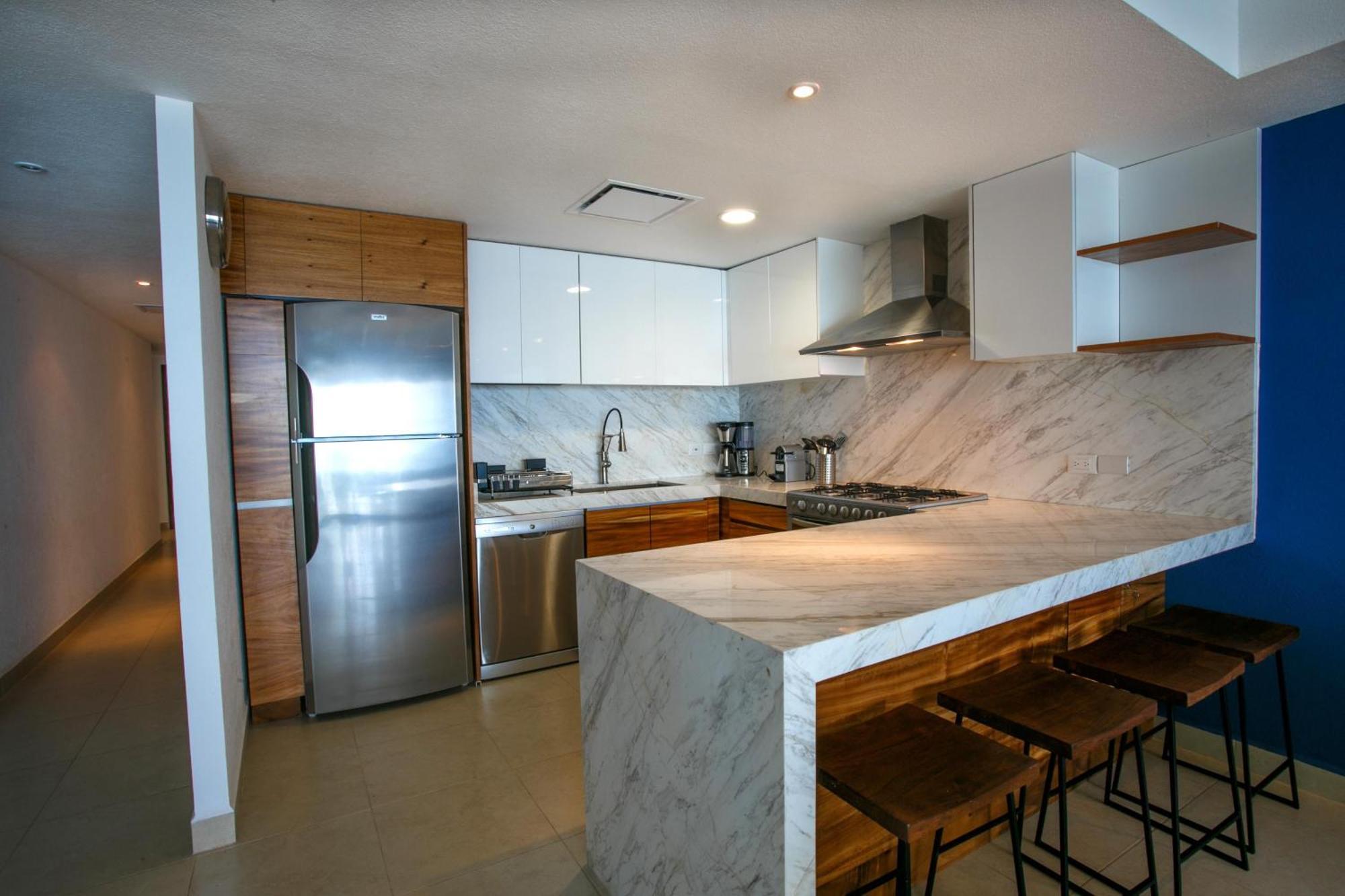 Holiday home Luxurious, Beachfront 2bed/2 Bath With Designer Finishes Puerto Vallarta