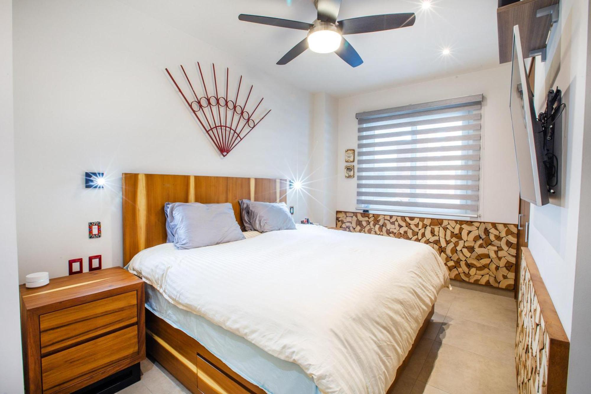 Pavilion - 2 Pools, 2 Hot Tubs, Gym, Bbq *
