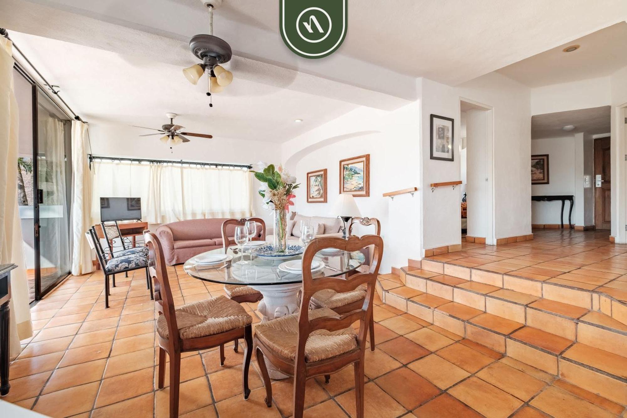 Amazing 2 Bedroom Overlooking The Pool - Romantic Zone Puerto Vallarta