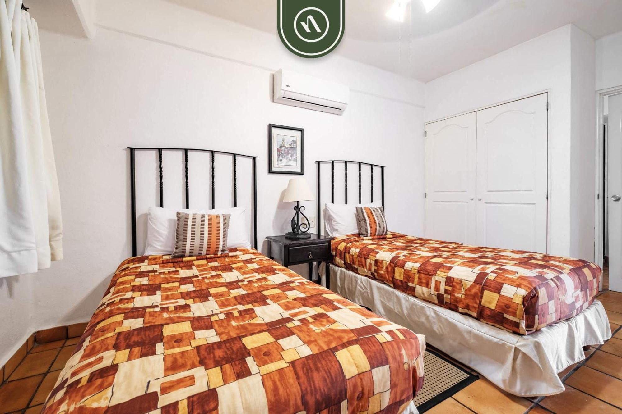 Apartment Amazing 2 Bedroom Overlooking The Pool - Romantic Zone Puerto Vallarta