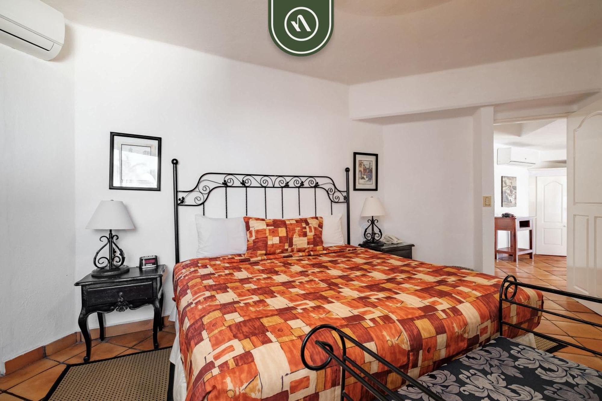 Amazing 2 Bedroom Overlooking The Pool - Romantic Zone * Puerto Vallarta