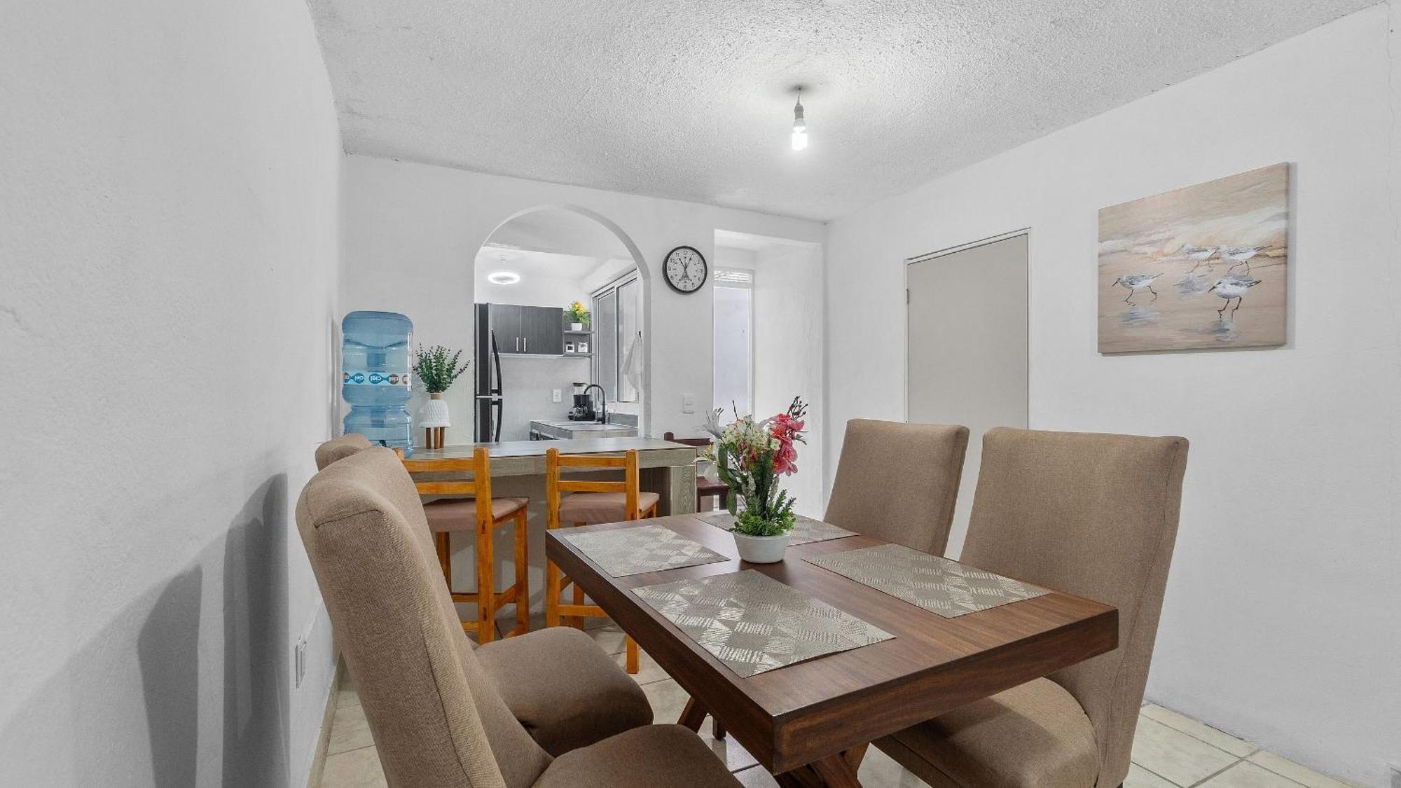 Holiday home Casa Cozy, 2 Bedroom, 4 Bed, 2 Baths With Parking *
