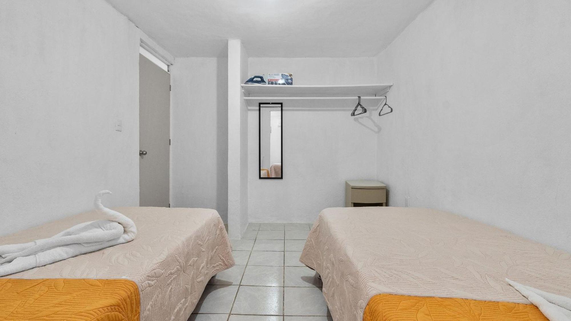 Holiday home Casa Cozy, 2 Bedroom, 4 Bed, 2 Baths With Parking *
