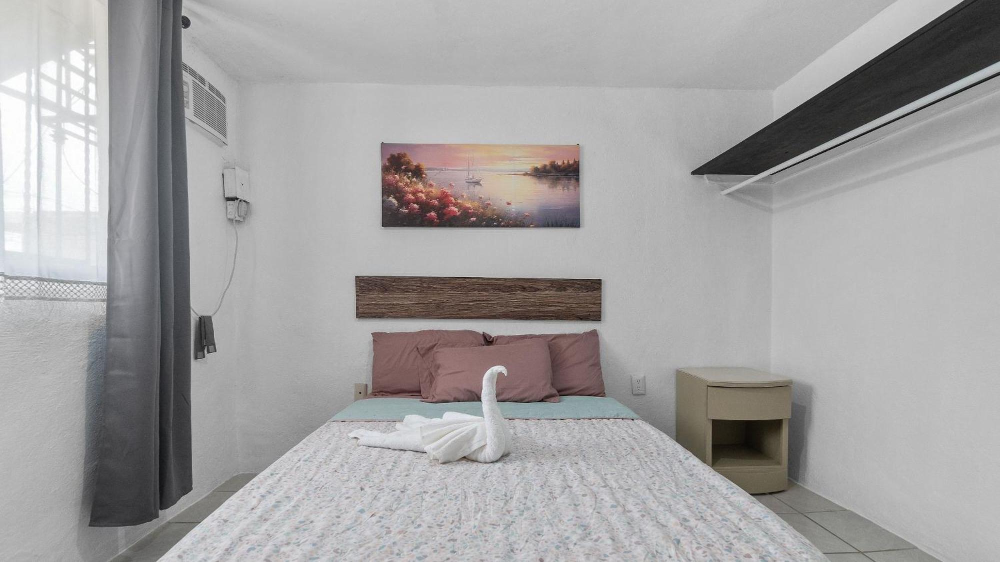 Casa Cozy, 2 Bedroom, 4 Bed, 2 Baths With Parking * Puerto Vallarta