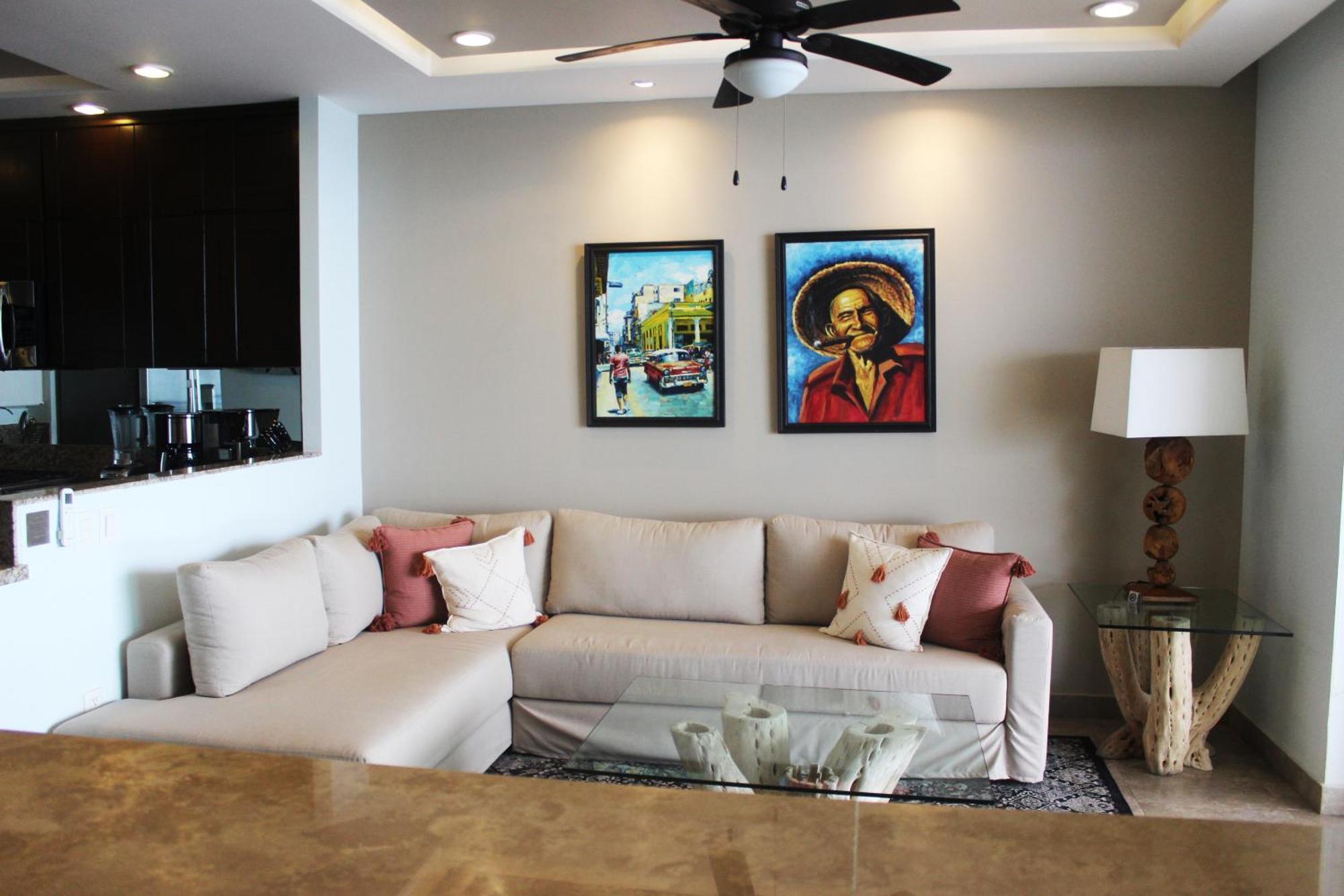 Pinnacle 180 Apartment *
