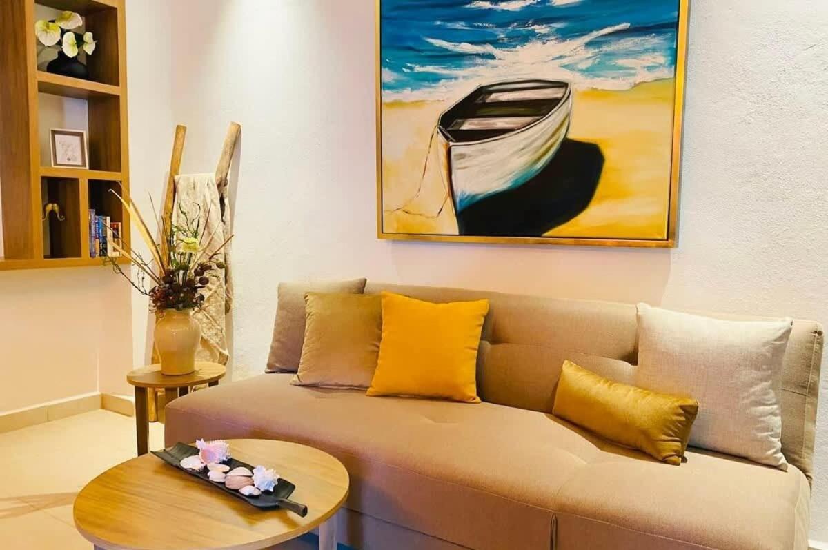 Romantic Zone Apartment