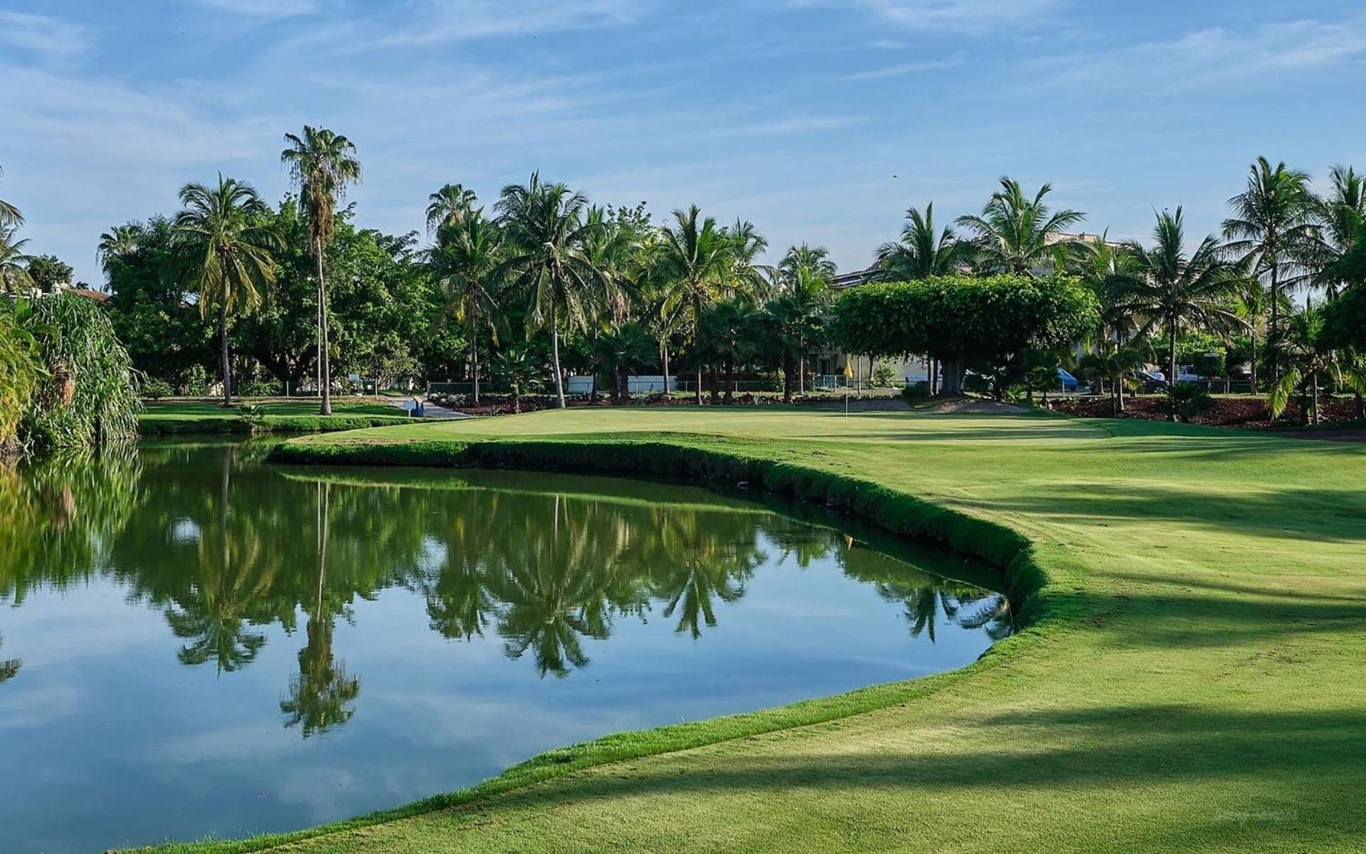 Marina Vallarta Golf And Pool Puerto Vallarta