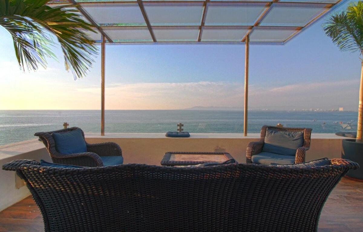 Apartment Modern Beachfront - Casa Caballito Del Mar