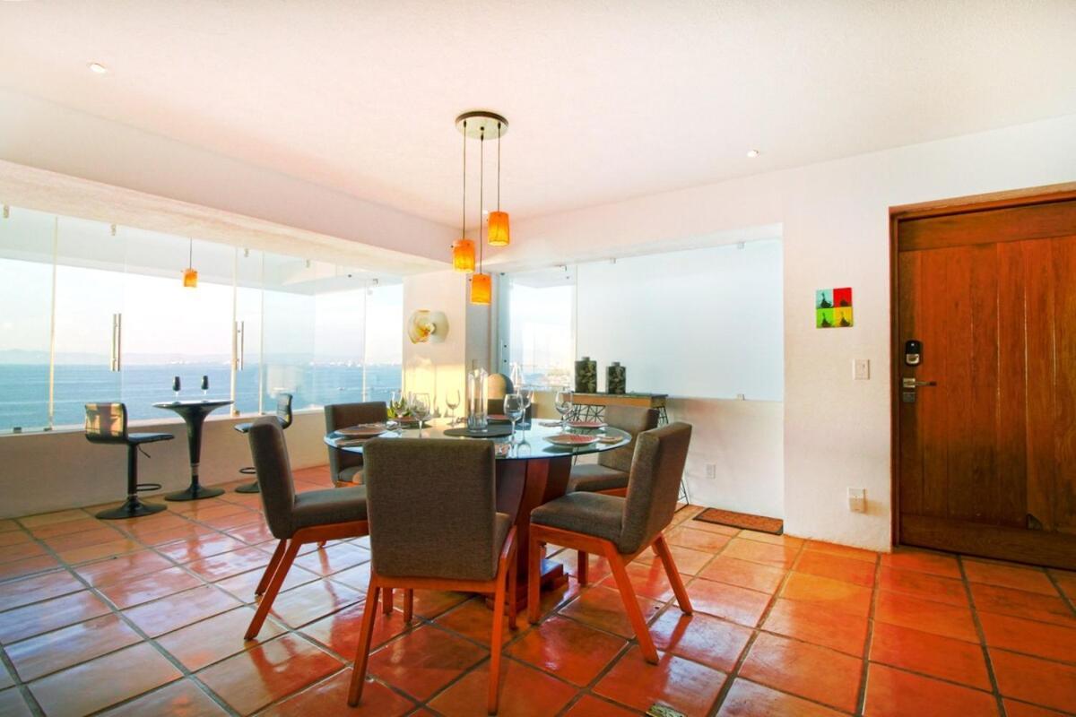 Modern Beachfront - Casa Caballito Del Mar Apartment *