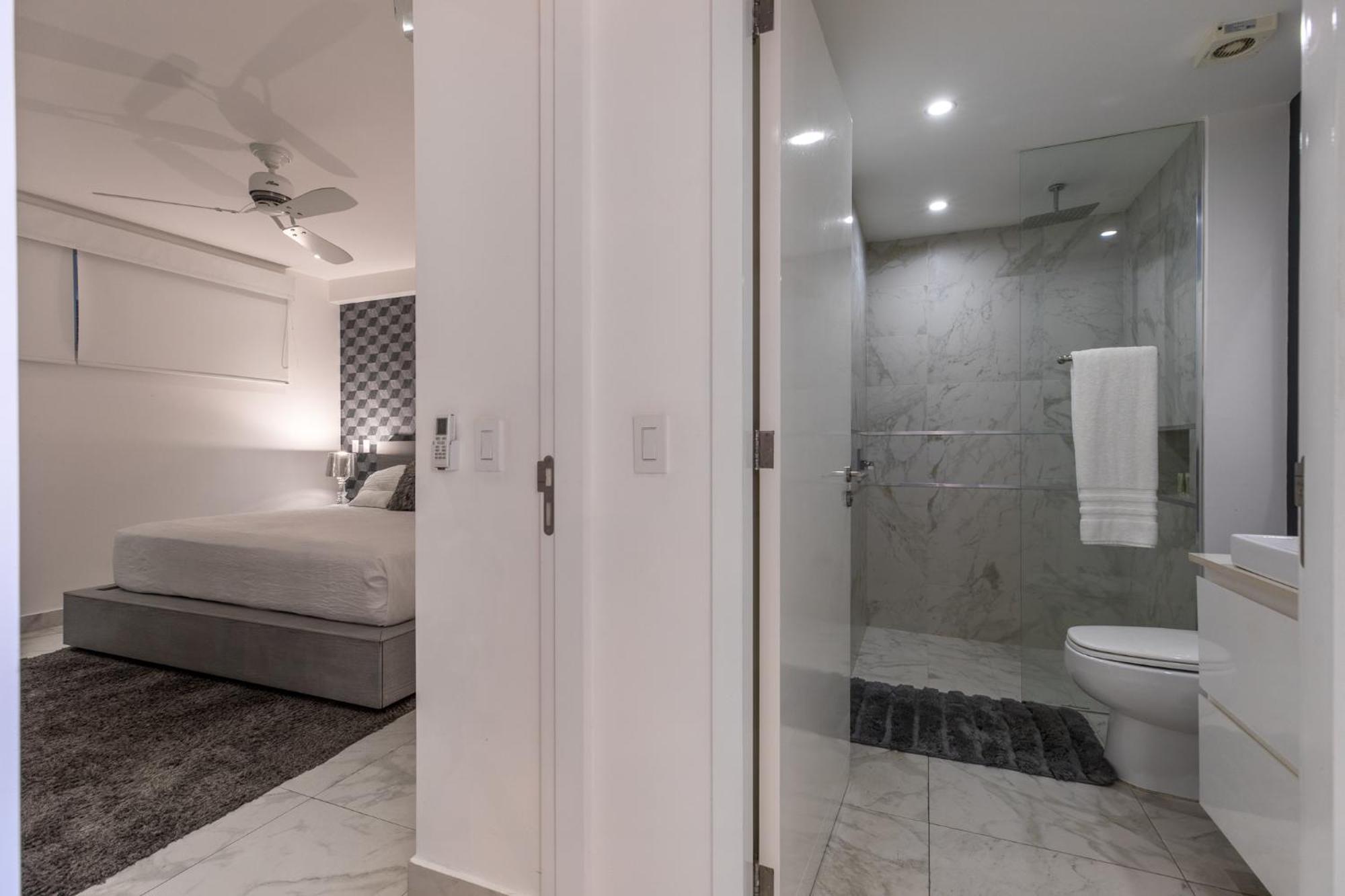 Dterrace Luxe 2bd 2ba Romantic Zone Muertos And Pier *
