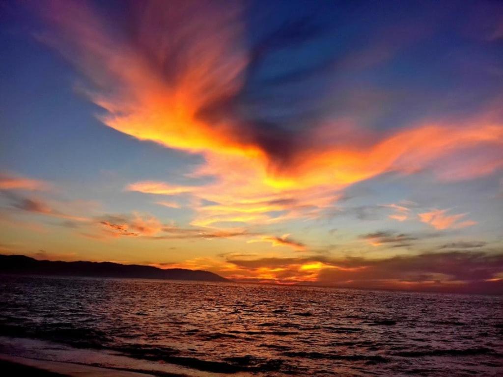 Newly Renovated 2 Bedroom With Patio Unit B Sleeps 4-6 Puerto Vallarta