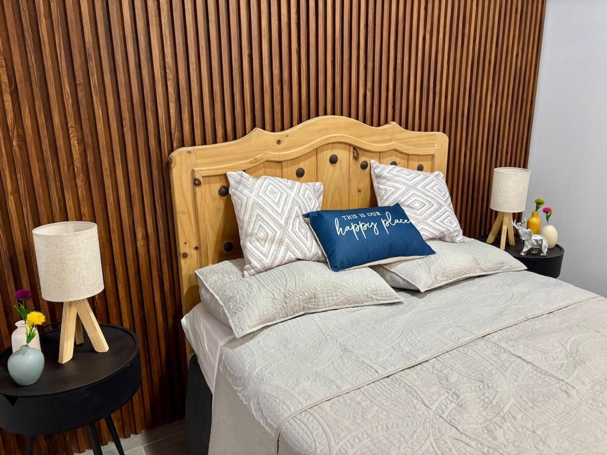 Newly Renovated B2 With Patio Sleeps 2