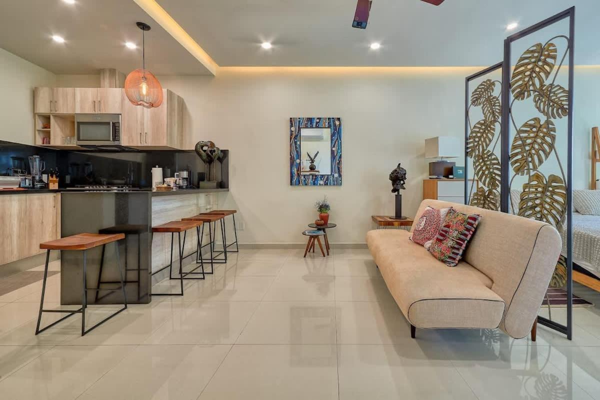 Oceanview In Zona Romantica - Beachfront Apartment *