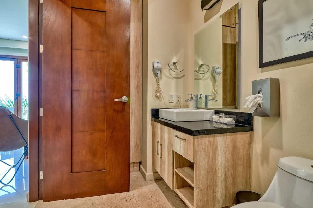 Apartment Oceanview In Zona Romantica - Beachfront *