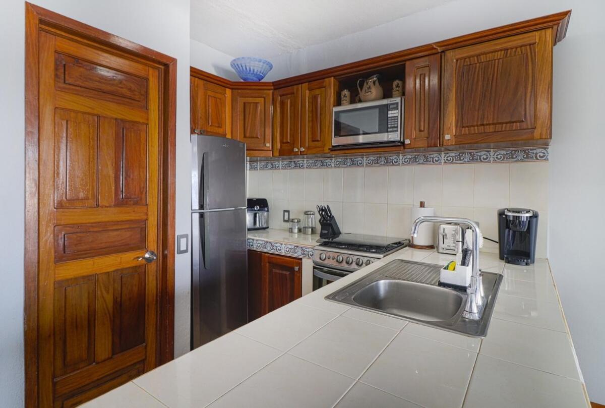 Apartment Of Life - One Bedroom Ocean Views *