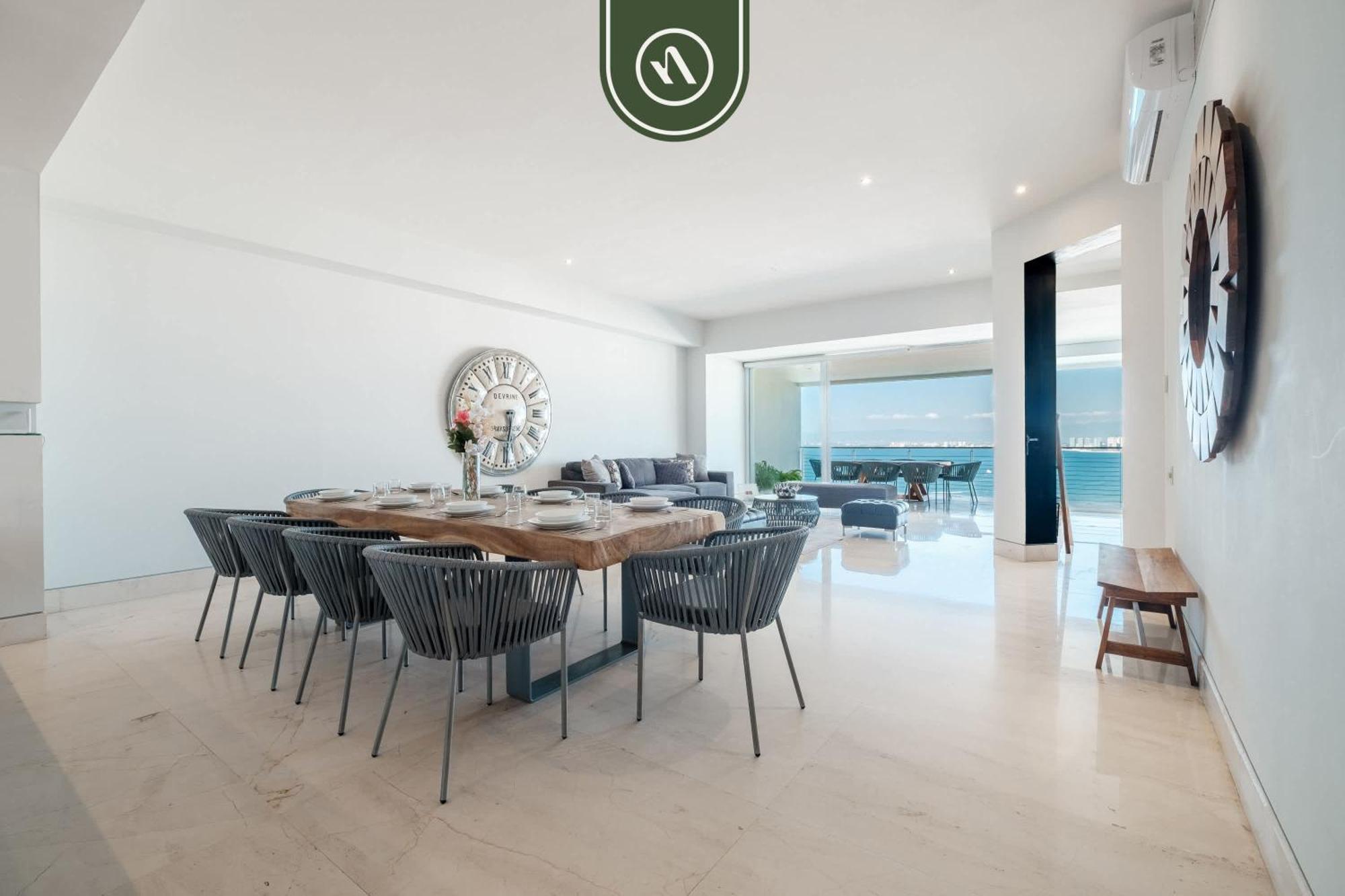 Oceanview 3 Bedroom Penthouse With Private Terrace - Bbq * Puerto Vallarta