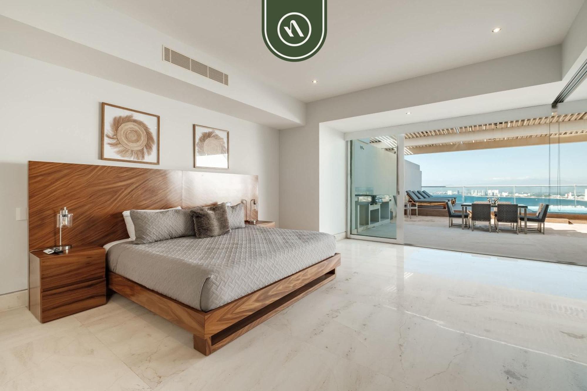 Oceanview 3 Bedroom Penthouse With Private Terrace - Bbq Apartment