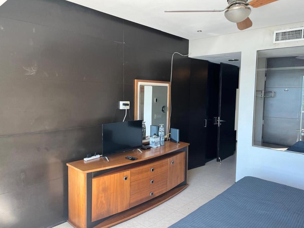 Peninsula Pv 2bed 2 Bad Apartment *
